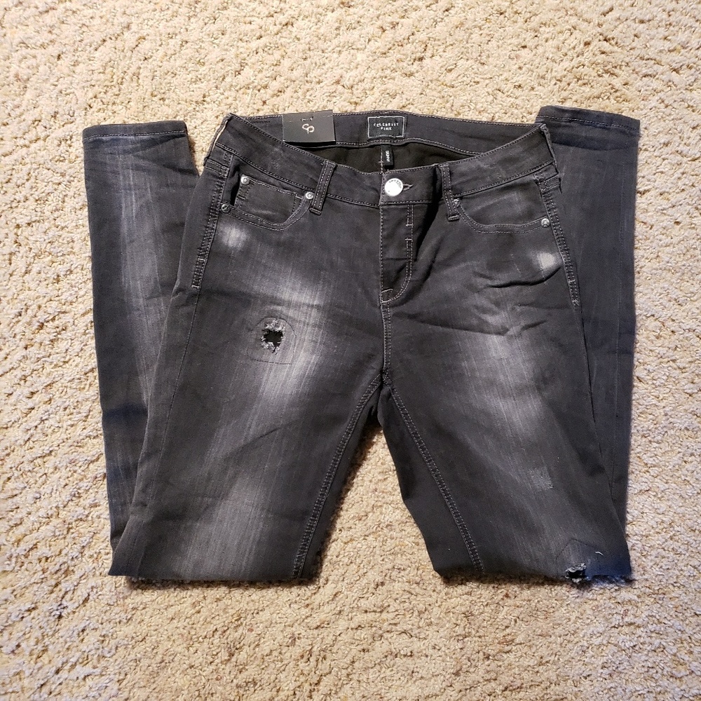 🆕💜SKINNY💜Celebrity Pink Jeans